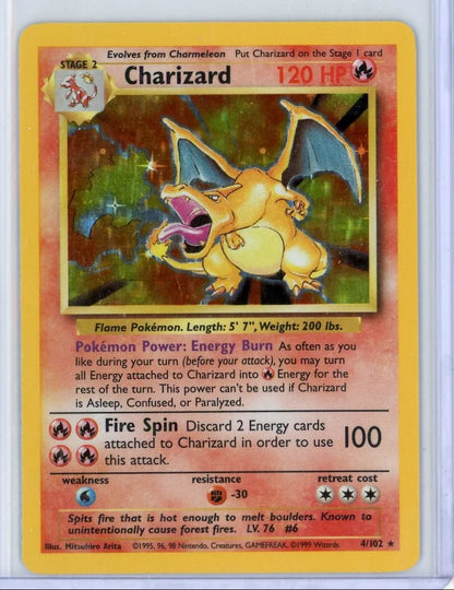 Charizard Pokémon Base Set Holo #4/102