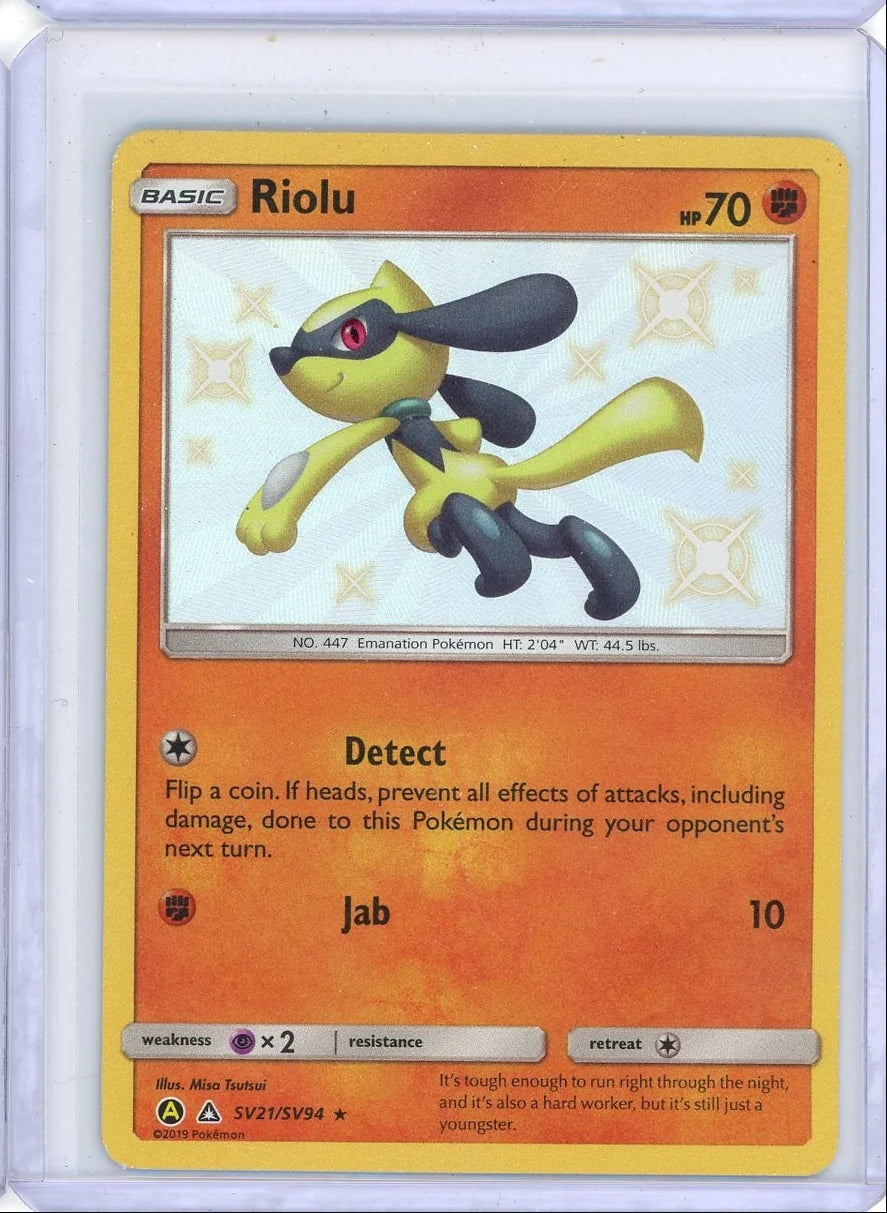 Riolu 2019 Pokémon Hidden Fates Shiny Holo Rare #SV21/SV94