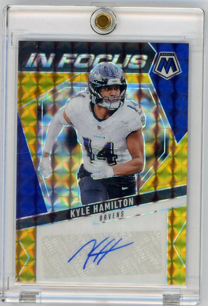Kyle Hamilton 2025 Panini Mosaic In Focus Auto Gold #'d 07/10