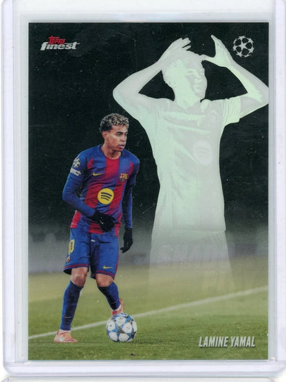 Lamine Yamal 2025-26 Topps Finest UEFA Shadow Play SH-4
