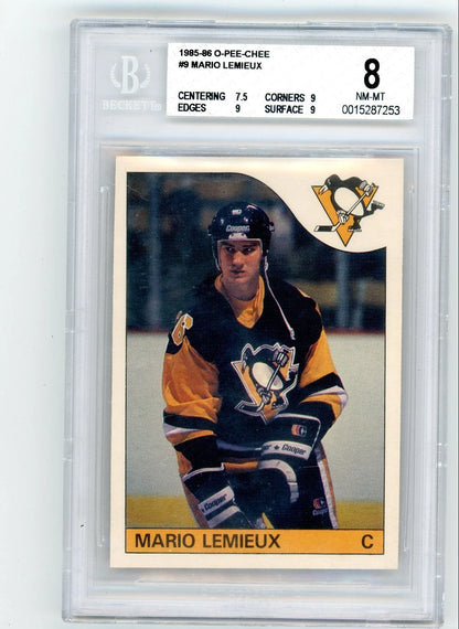 Mario Lemieux 1985 Topps Rookie Card #9 BGS 8
