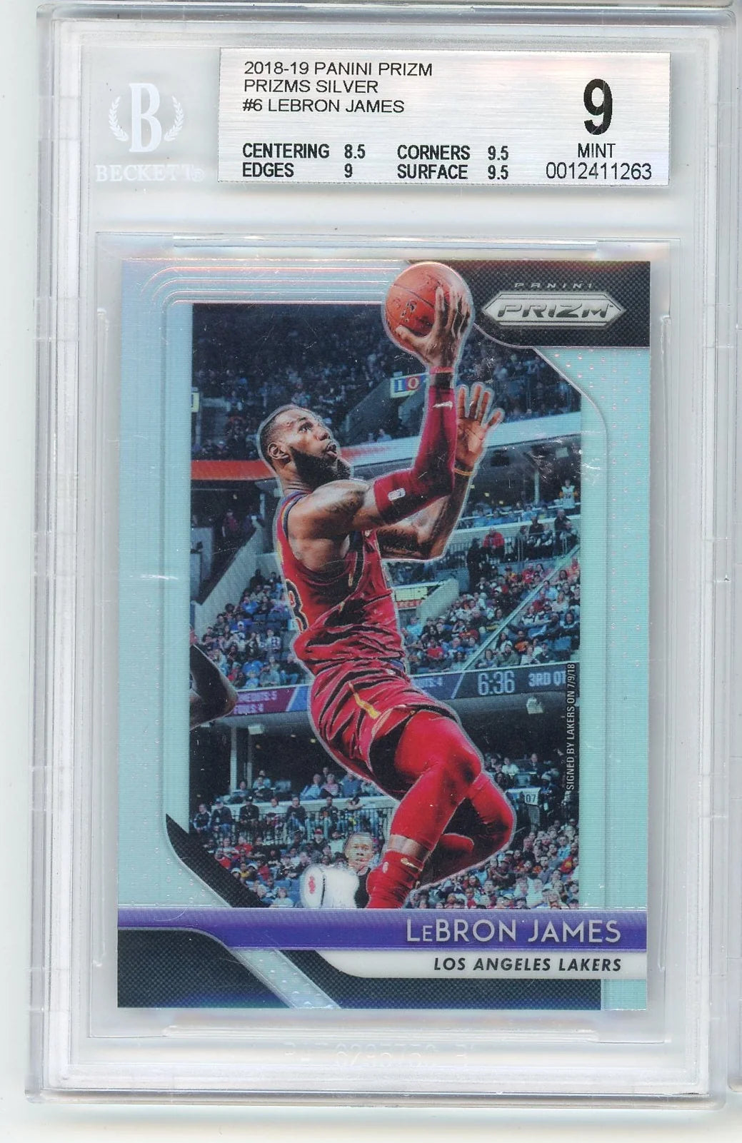LeBron James 2018-19 Panini Prizm silver BGS 9