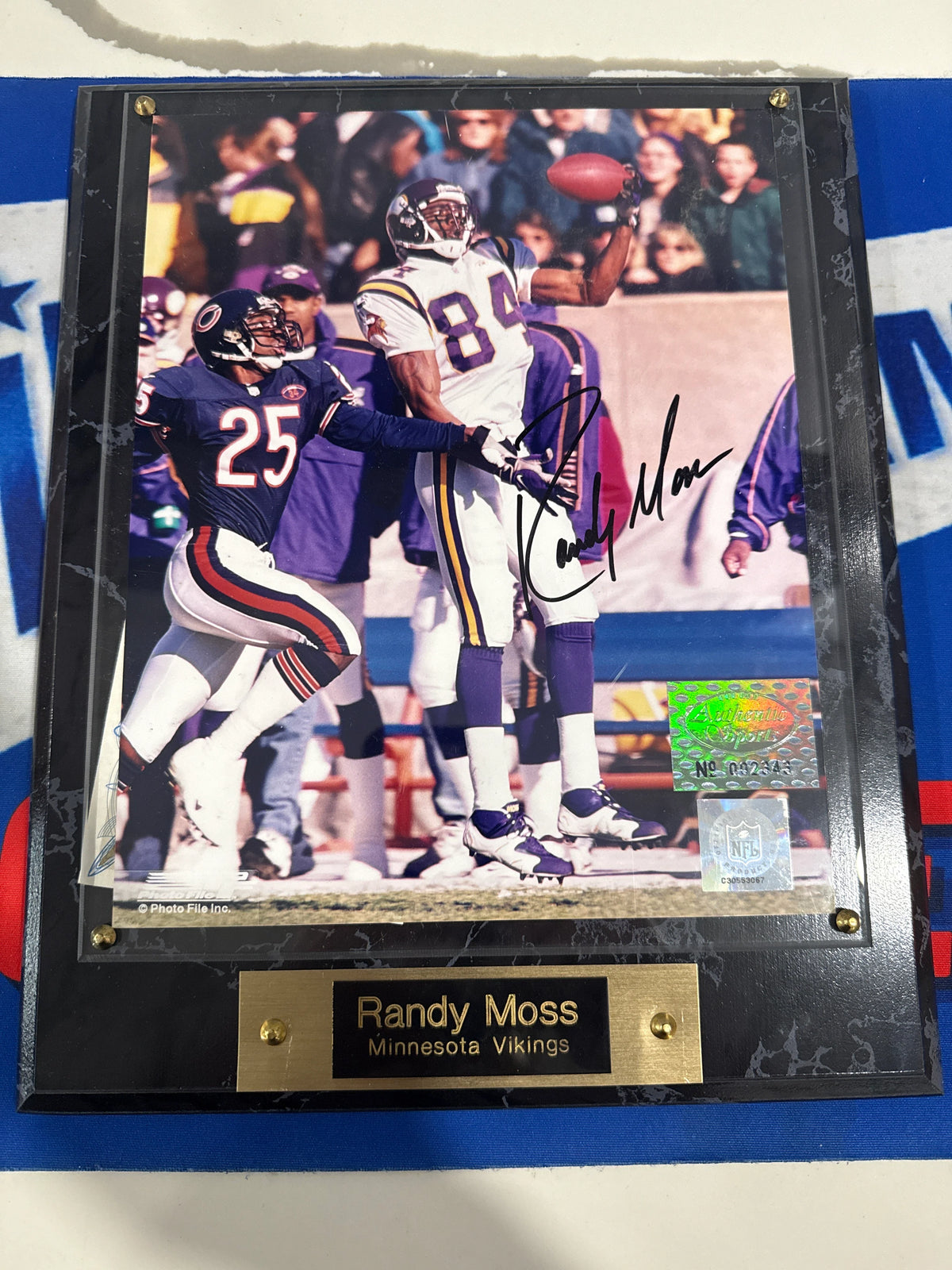Randy Moss 8x10 signed photo (Authentic Sports COA) framed display/plaque